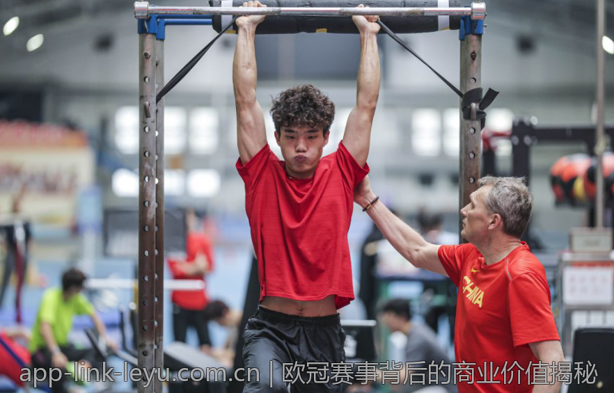 欧冠赛事背后的商业价值揭秘