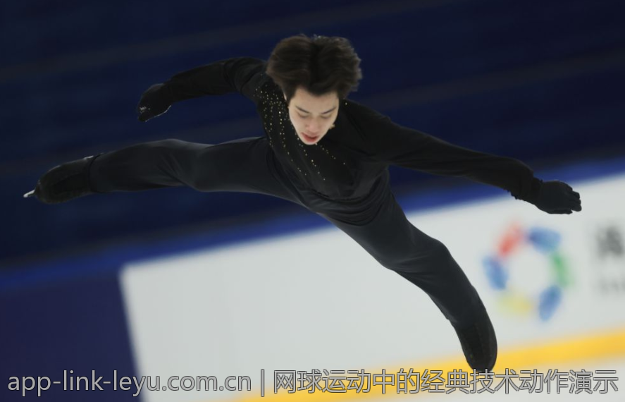 网球运动中的经典技术动作演示
